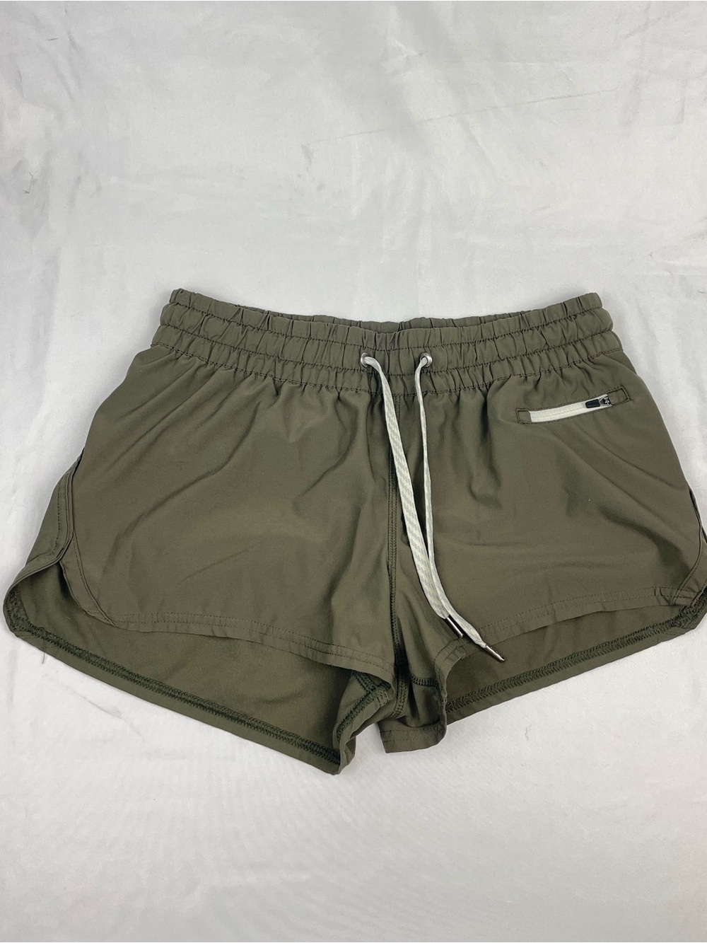 Vuori Clementine Shorts Small Dark Green VW304 Zip Pocket Drawstring